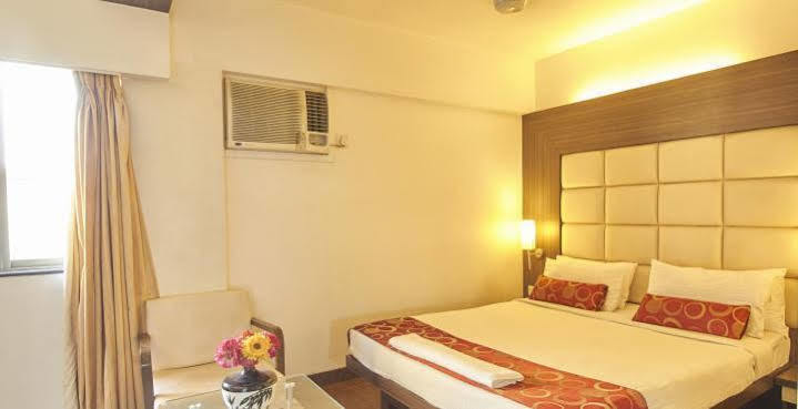 Hotel Mourya Residency Thane Ngoại thất bức ảnh